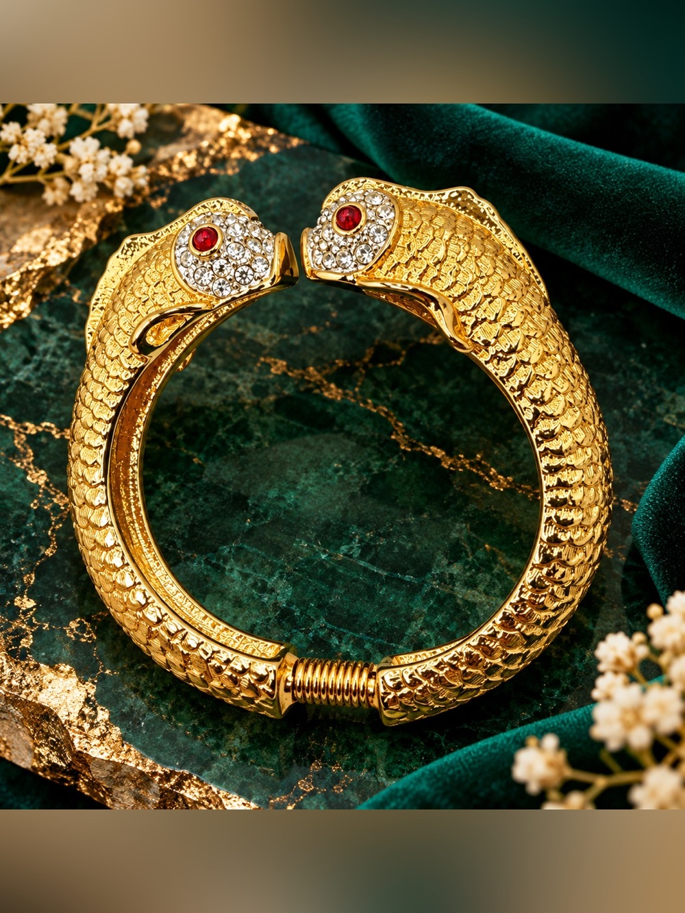 Rare KJL Kenneth Jay Lane Gold Kissing Fish Crystal Hinged Bangle Cuff 7.5” 63g